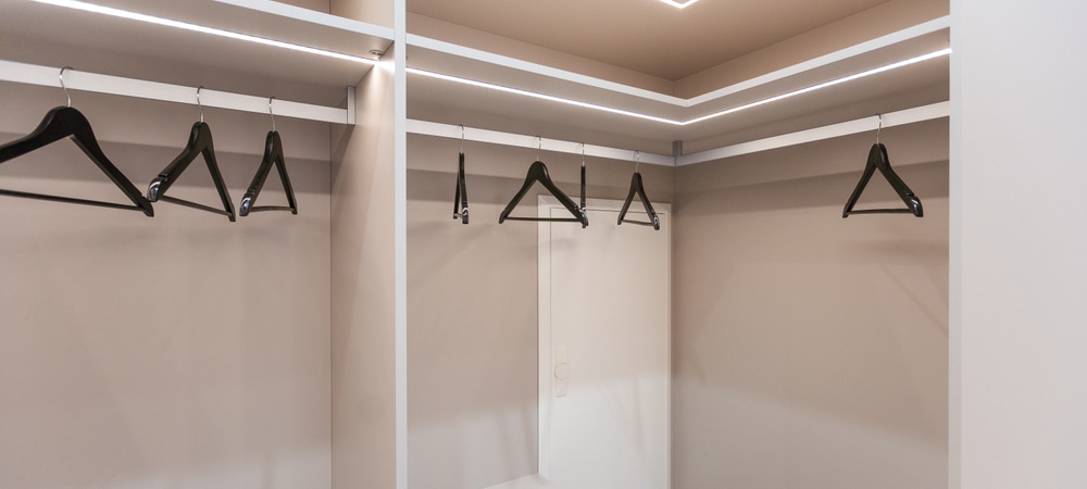 Mastertrac Closet Cabinets: Elegance Meets Efficiency